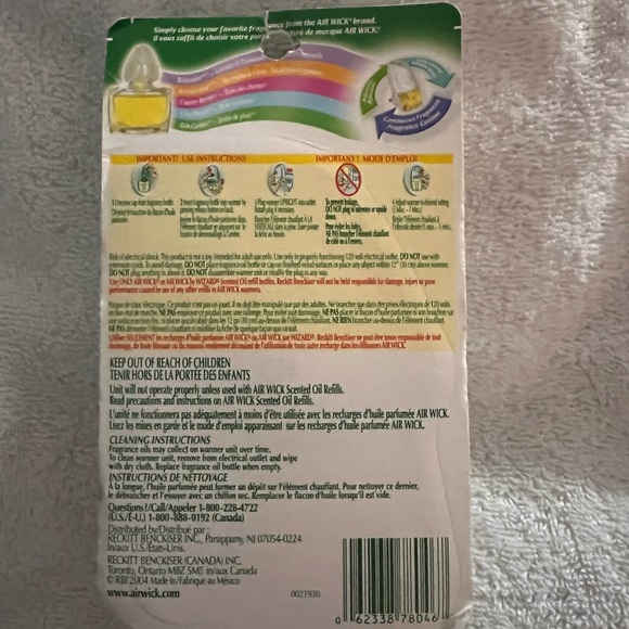 Air Wick Scented Oil Warmer Old Style Wall Plug Almost Vintage 2004 New Sealed - Picture 6 of 8